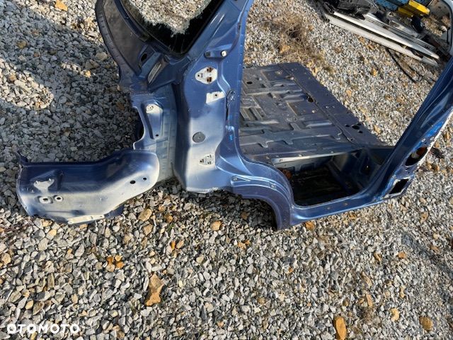 Ćwiartka lewa przód słupek próg podłoga Iveco Daily 14r- - 2