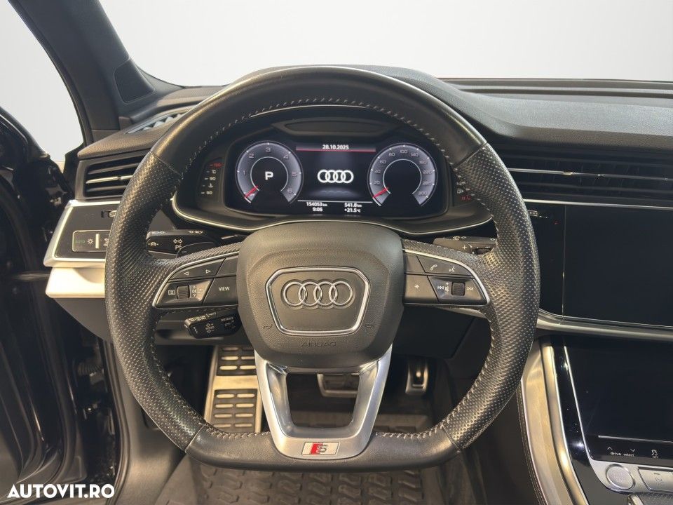 Audi Q7 - 8