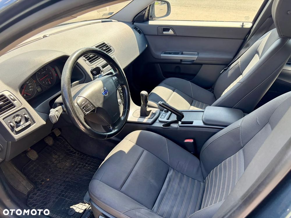 Volvo V50 D2 Momentum Start-Stop - 9