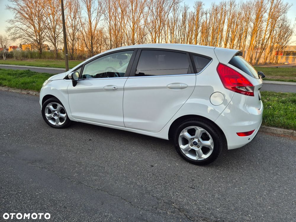 Ford Fiesta 1.25 Titanium - 14