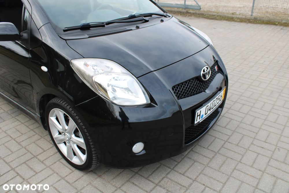Toyota Yaris 1.8 VVT-i TS - 37