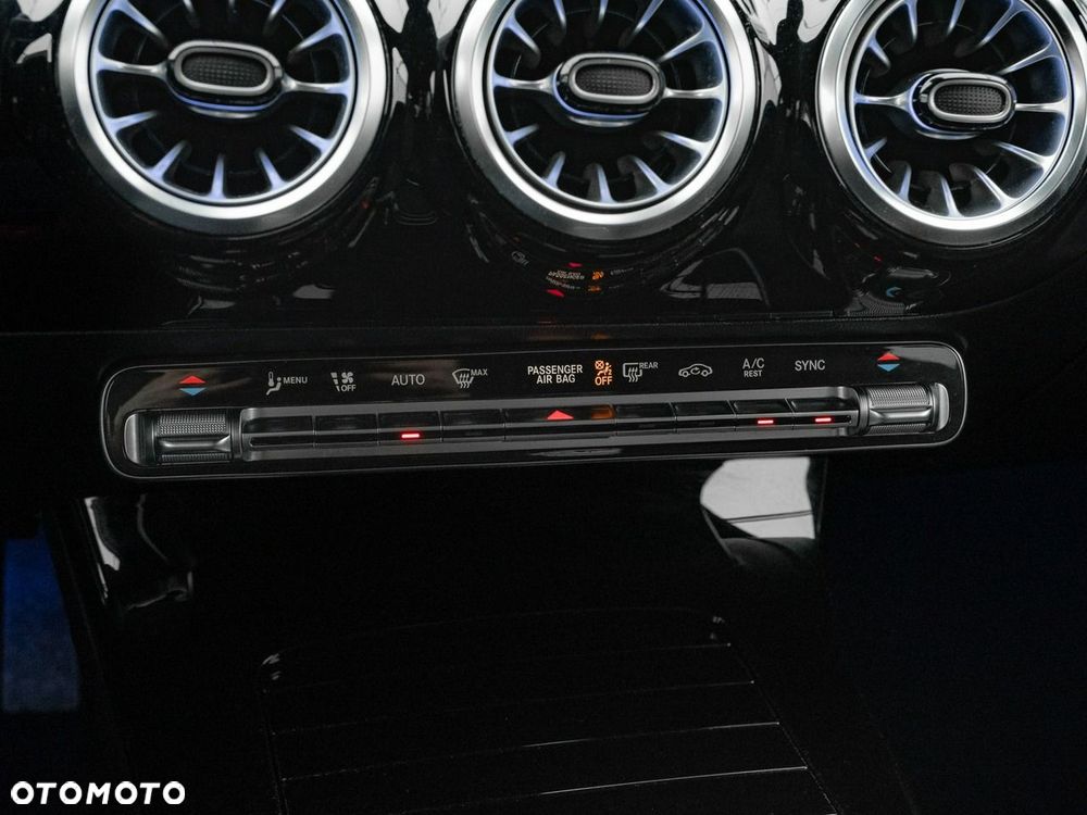 Mercedes-Benz Klasa A 200 d 8G-DCT Progressive - 15