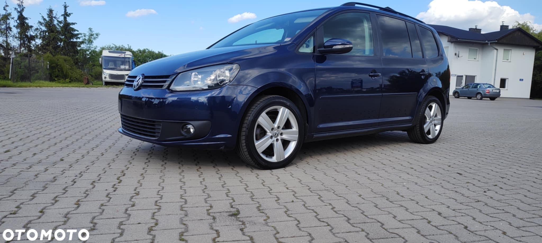 Volkswagen Touran 2.0 TDI DPF BlueMotion Technology Comfortline - 2