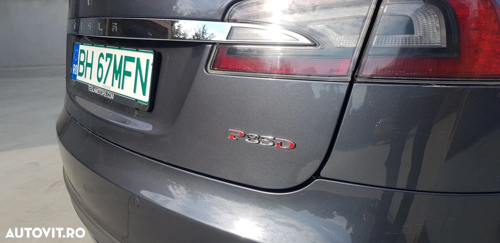 Tesla Model S Dual Motor Allradantrieb Performance - 8