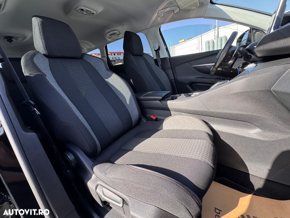 Peugeot 5008 1.2 Puretech Allure Aut. - 11