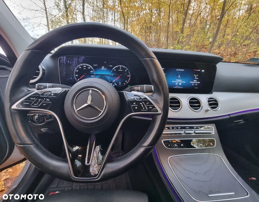 Mercedes-Benz Klasa E - 36