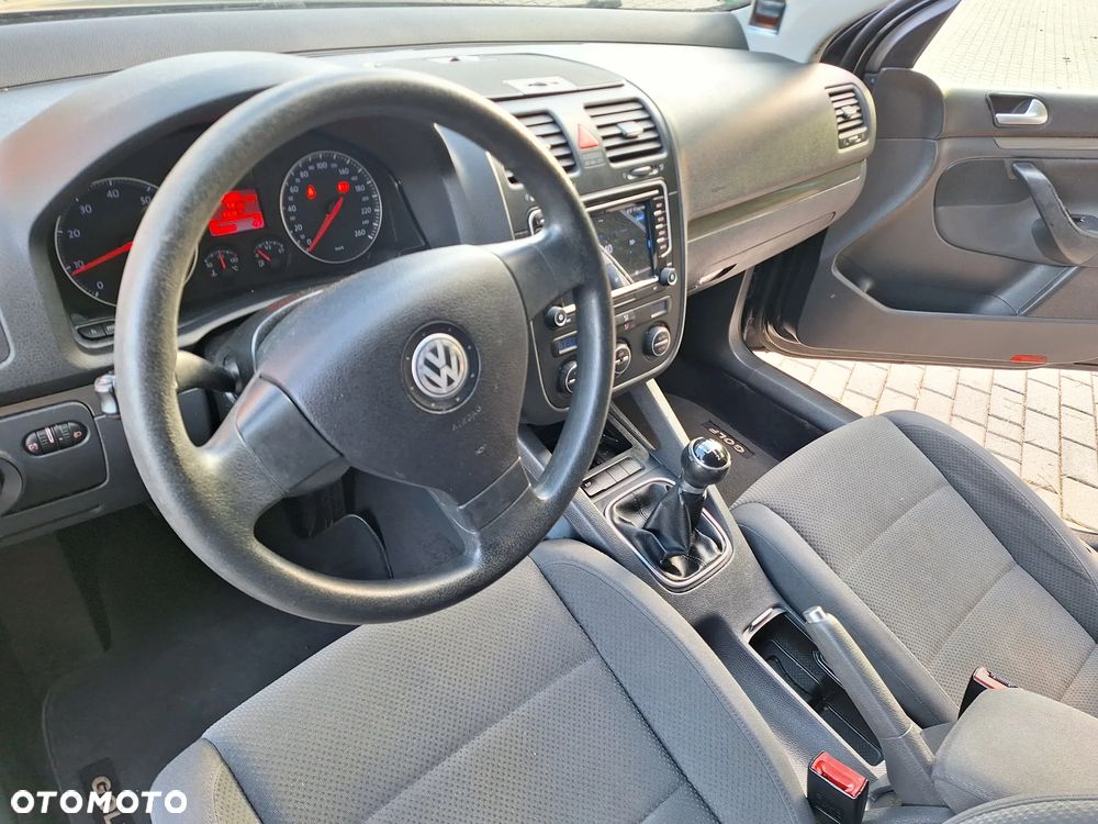 Volkswagen Golf 1.6 Tour Edition - 22