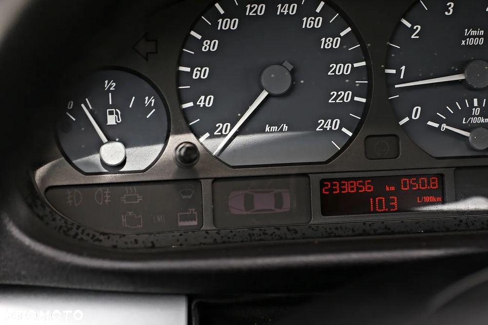 BMW Seria 3 - 31