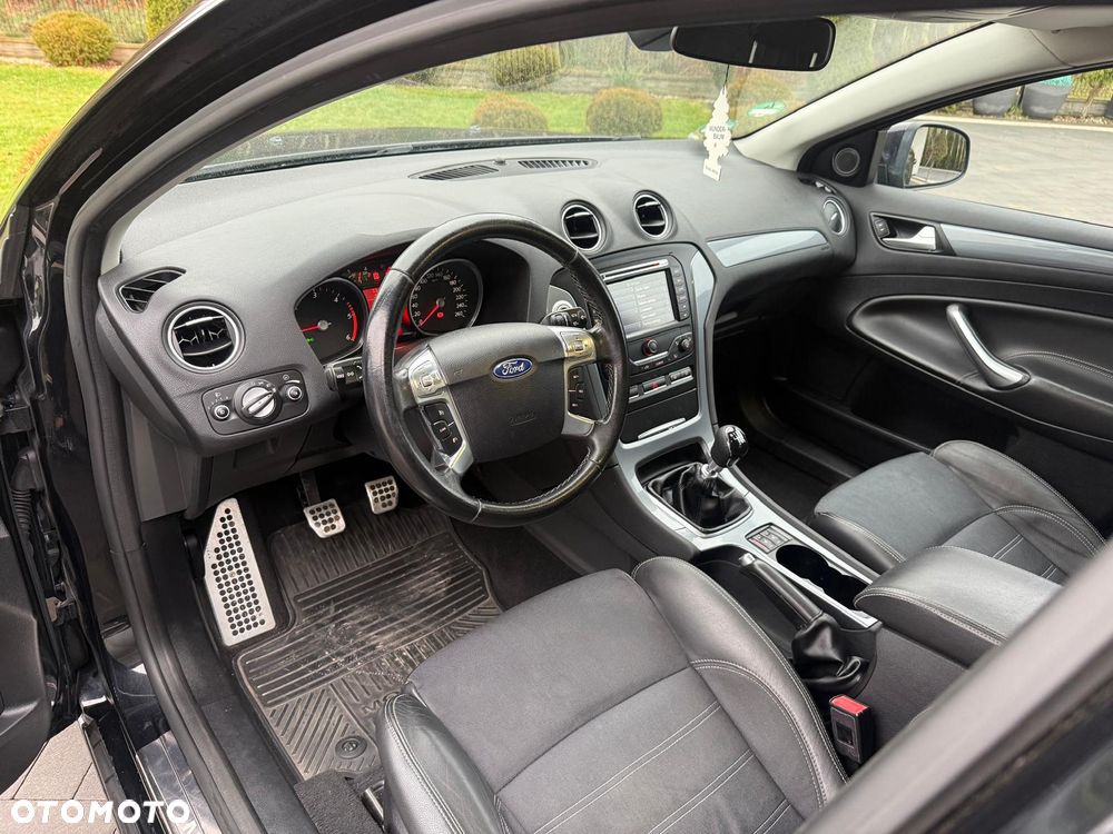 Ford Mondeo 2.0 TDCi Champions Edition - 12