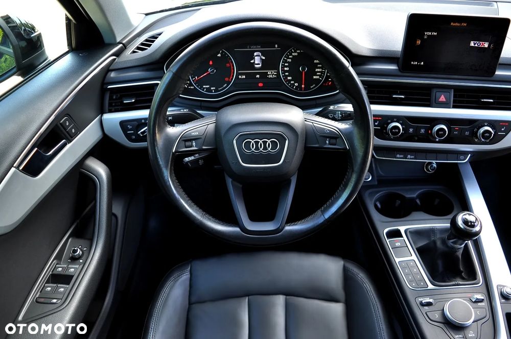 Audi A4 Avant 2.0 TDI Design - 20