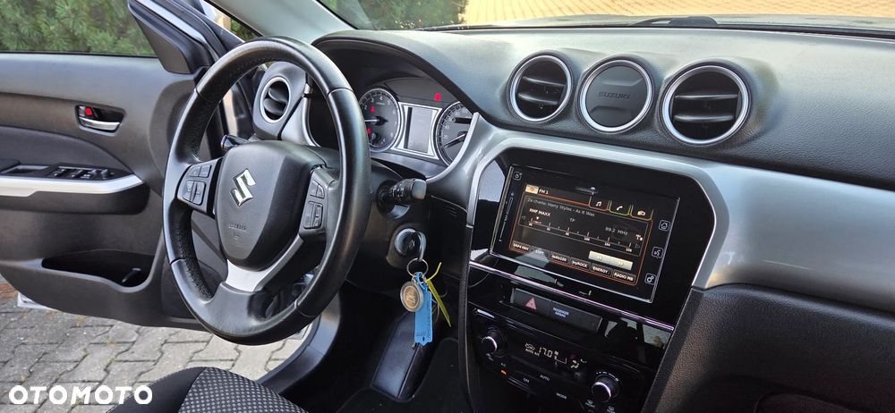 Suzuki Vitara 1.6 Premium 2WD - 26