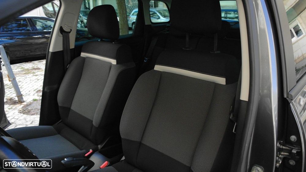 Citroën C3 Aircross 1.2 PureTech Plus - 28