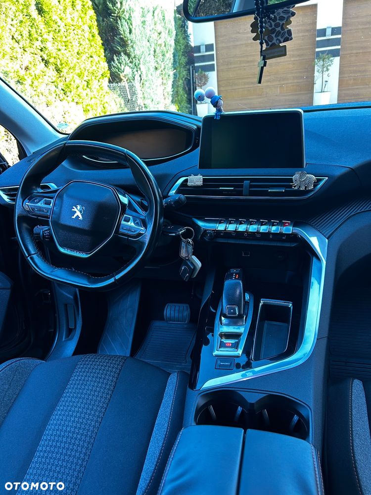 Peugeot 3008 - 11