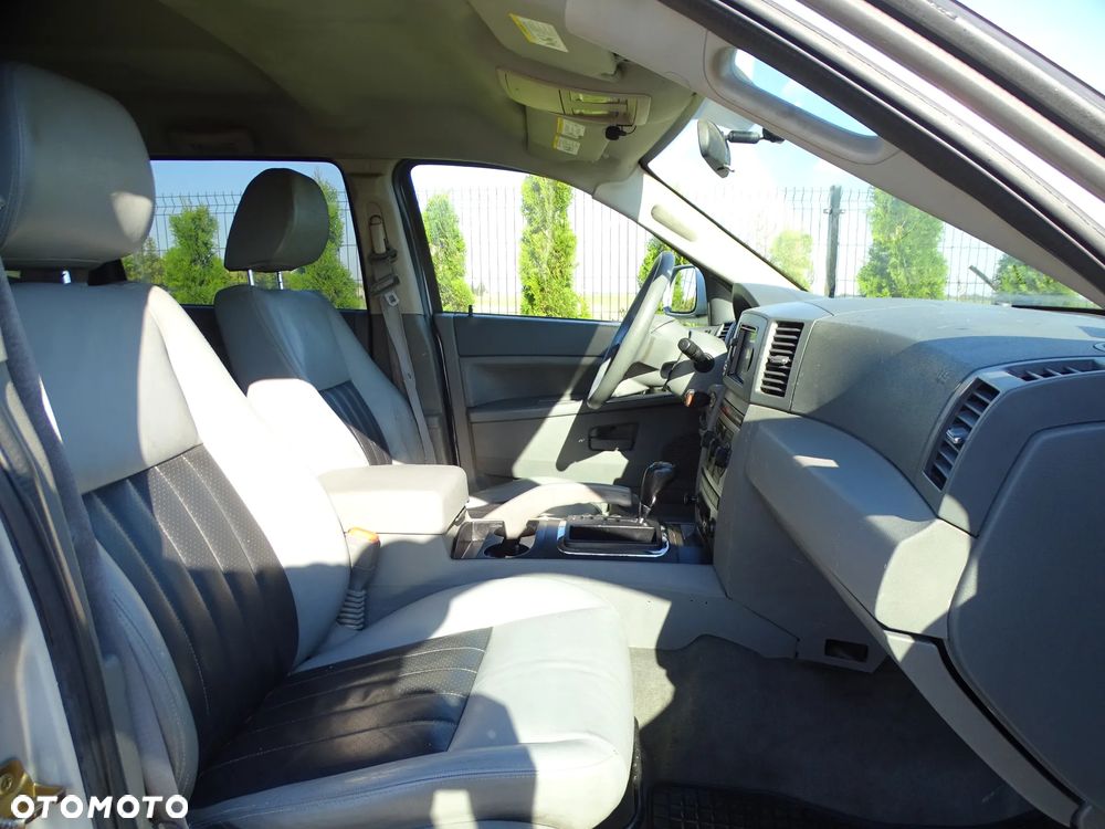 Jeep Grand Cherokee 3.7 V6 - 8