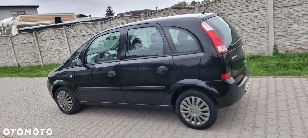Opel Meriva - 9
