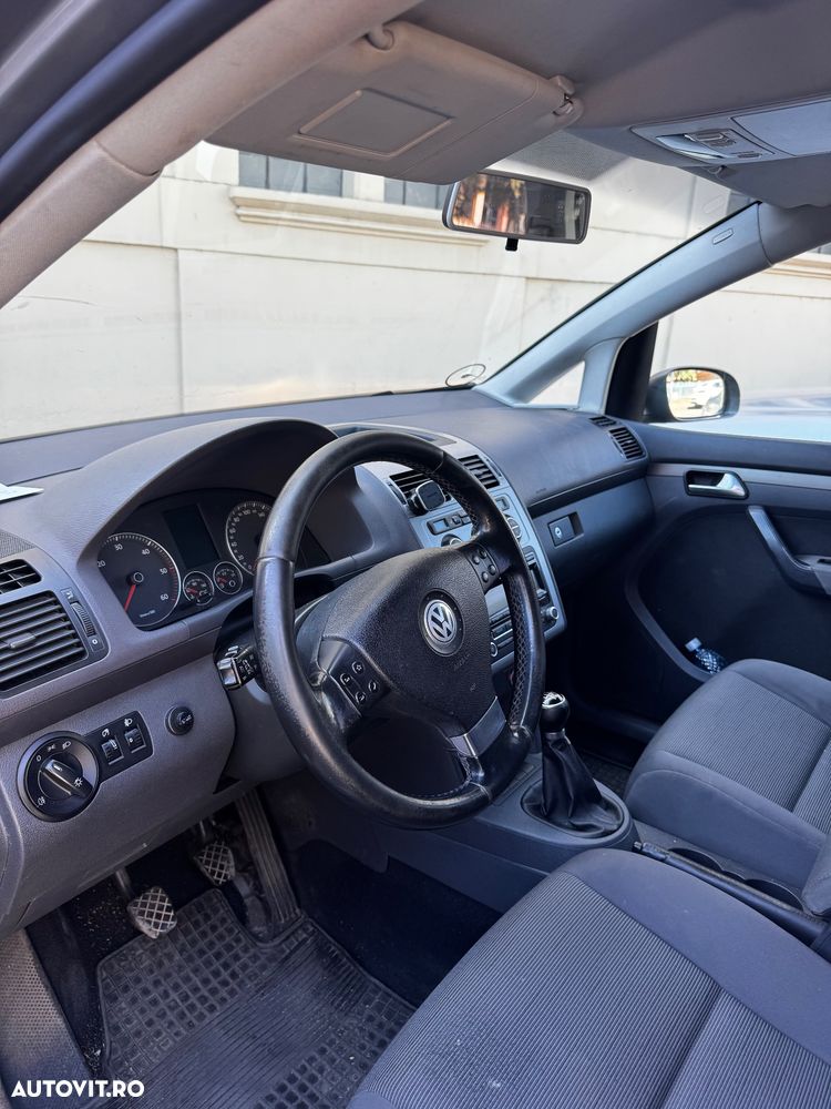 Volkswagen Touran 1.9TDI Basis - 6
