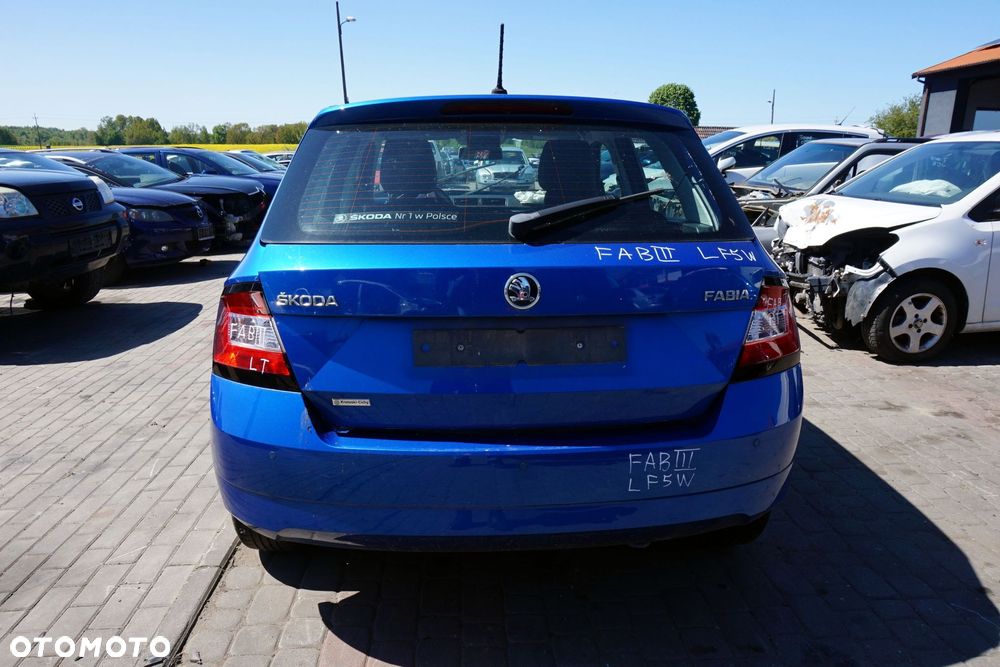 SKODA FABIA III NJ3 5D HB 2017 LF5W 1.2 TSI CJZD 110KM PRQ NIEBIESKI na części - 4