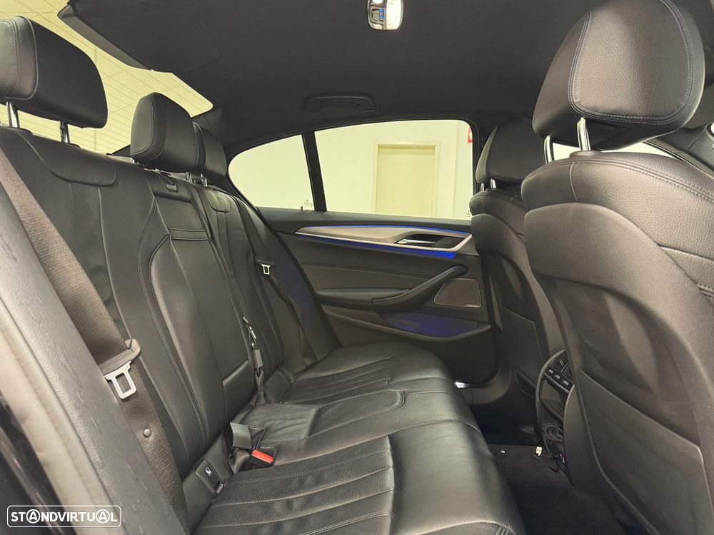 BMW 530 e Pack Desportivo M - 57