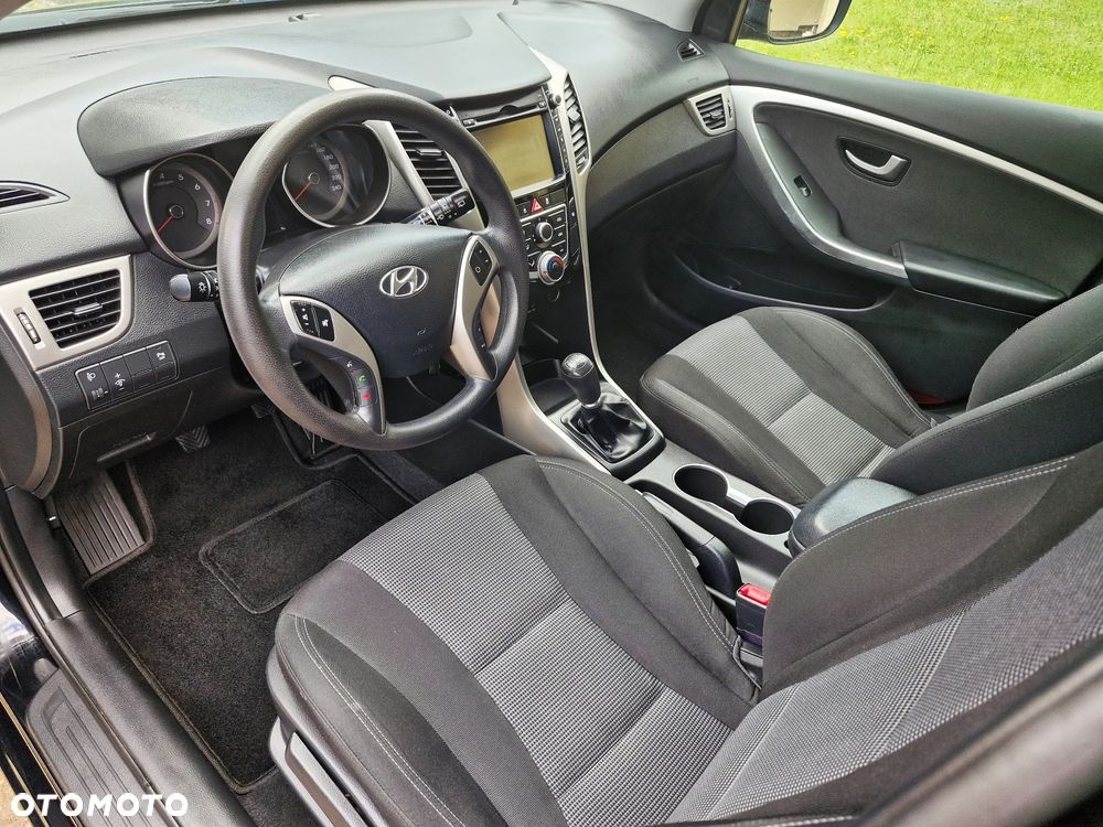 Hyundai i30 1.4 Trend - 6