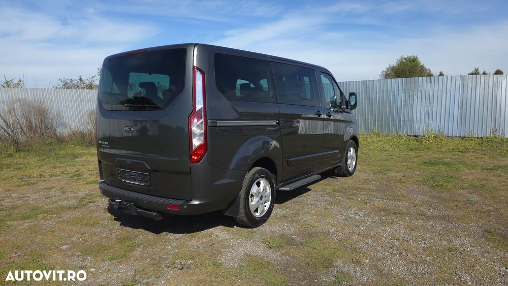 Ford Tourneo Custom 310 L1H1 VA Titanium - 35