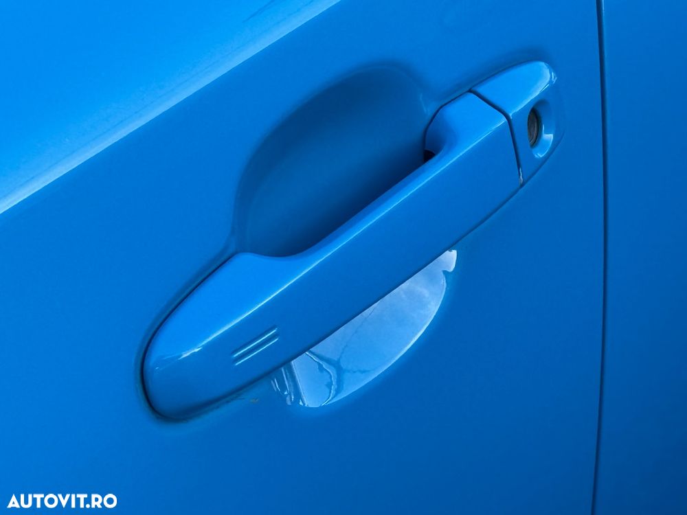 Toyota C-HR Hybrid Business-Edition - 23