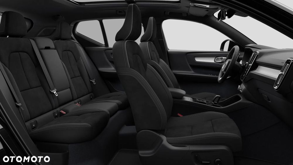 Volvo XC 40 B4 Plus Black Edition - 12