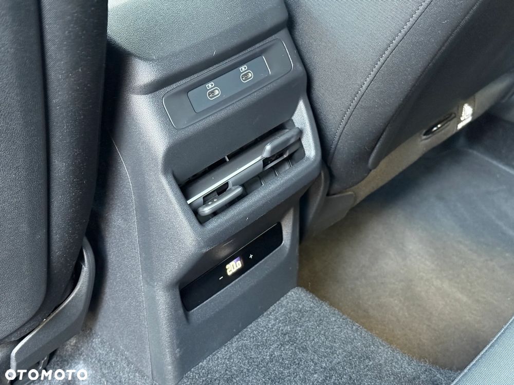 Audi Q3 35 TFSI mHEV S tronic - 21