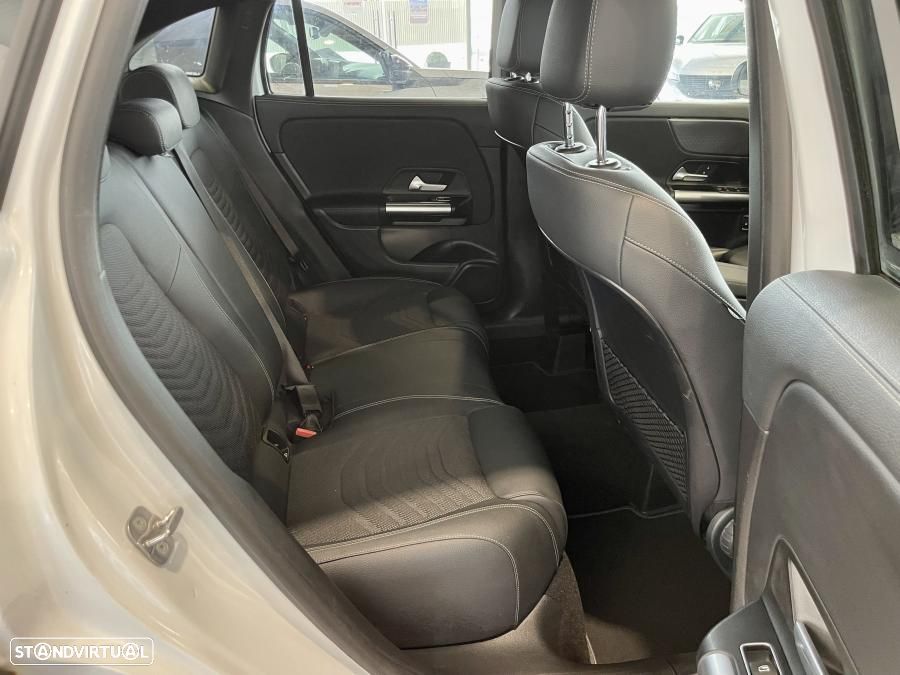 Mercedes-Benz GLA 250 e 8G-DCT Progressive - 28