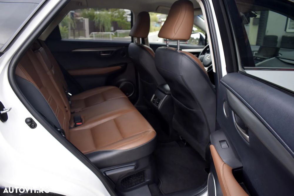 Lexus Seria NX 300h E-FOUR Luxury Line - 11