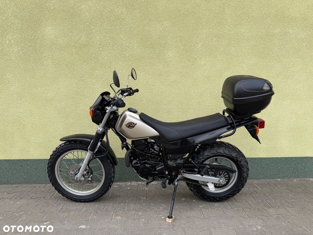 Yamaha TW - 23