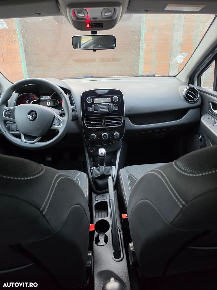 Renault Clio - 15