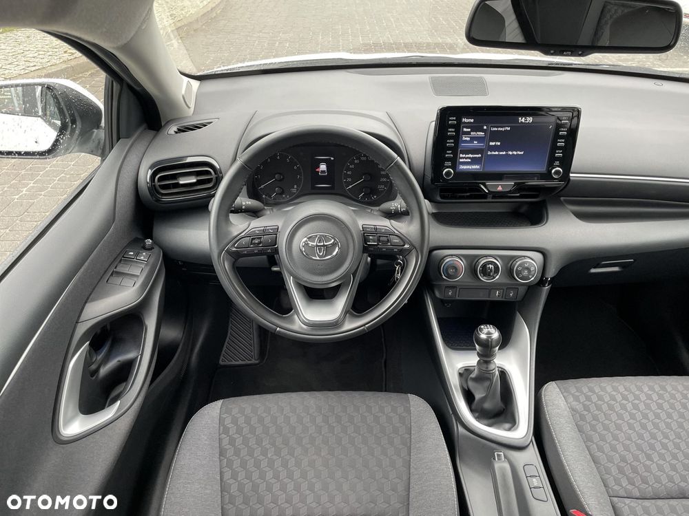 Toyota Yaris - 9