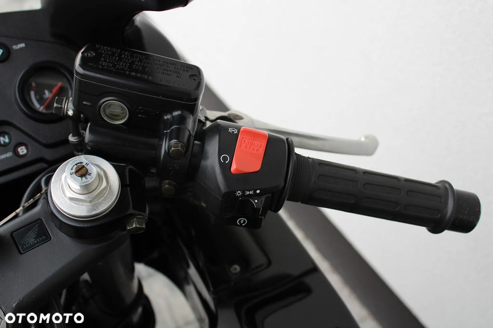 Honda CBR - 16