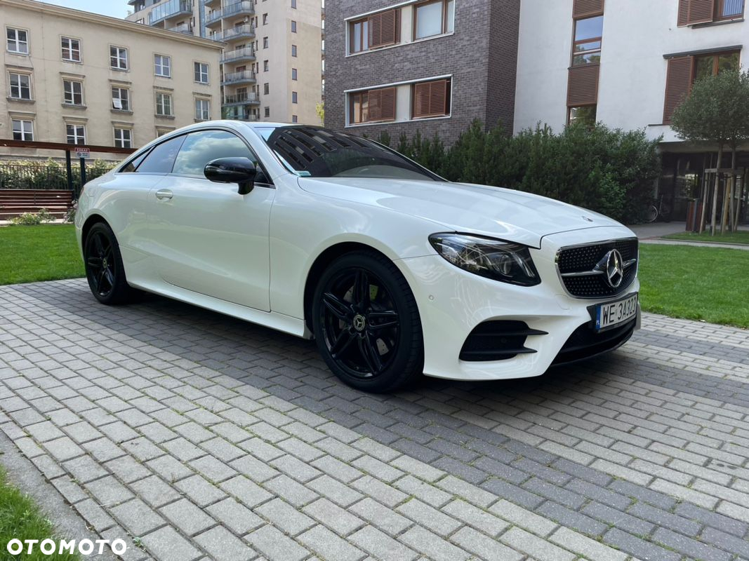 Mercedes-Benz Klasa E 220 d Coupe 4-Matic 9G-TRONIC - 6