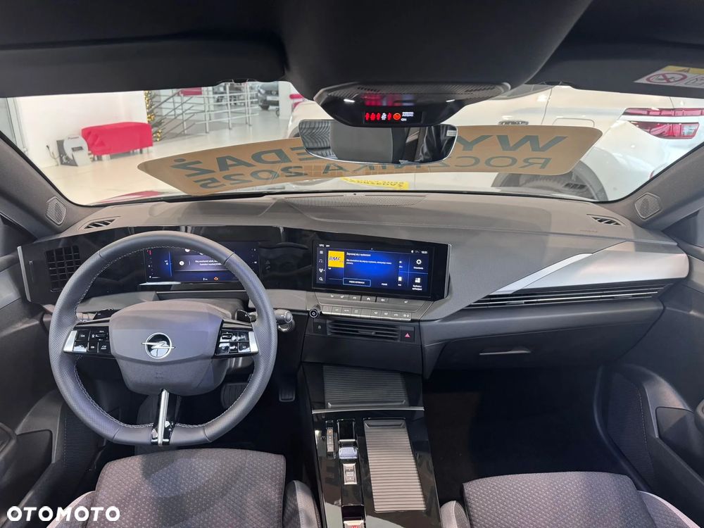 Opel Astra 1.2 T Edition S&S - 15