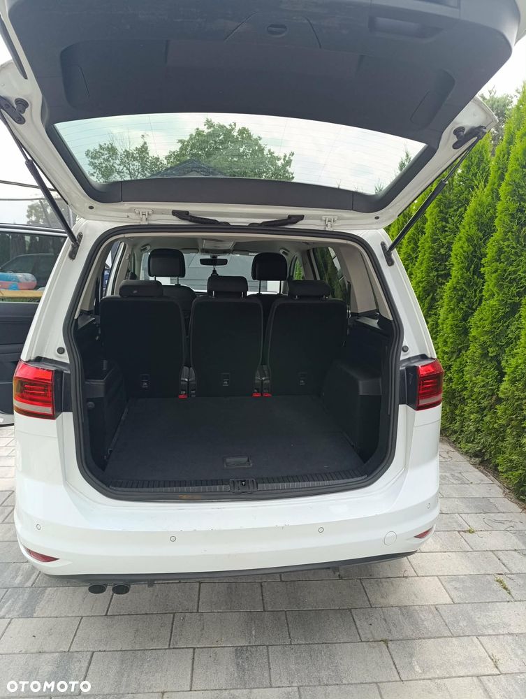 Volkswagen Touran 2.0 TDI BMT Comfortline DSG - 3