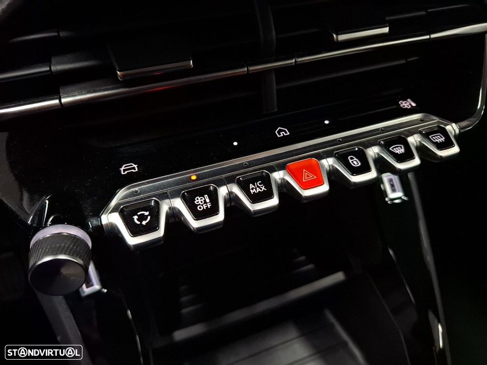 Peugeot 208 1.2 PureTech Active - 19