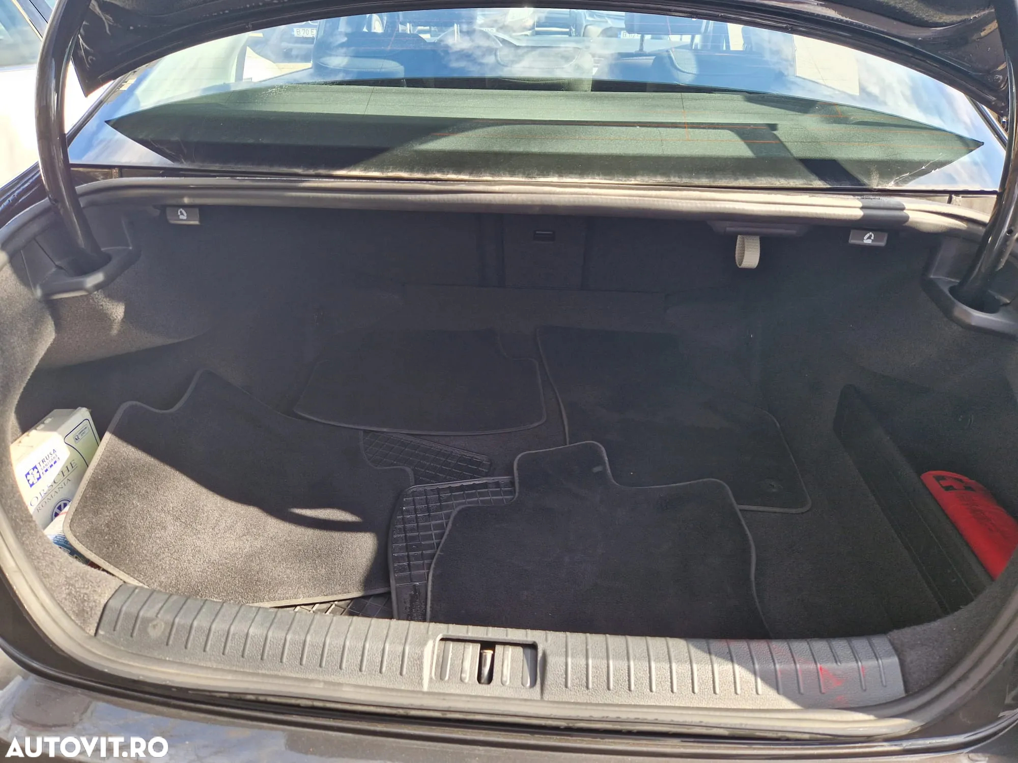Volkswagen Passat 2.0 TDI DSG Comfortline - 22