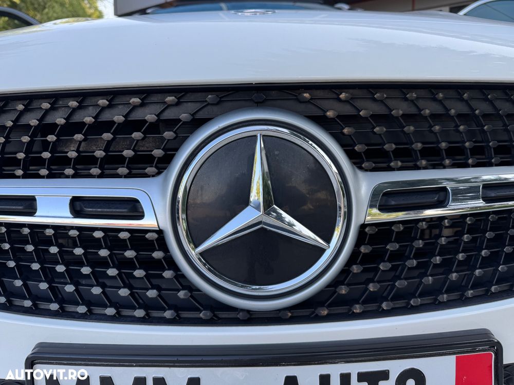 Mercedes-Benz GLA 200 d 8G-DCT - 26