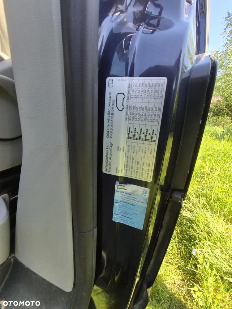 Volkswagen Transporter - 17