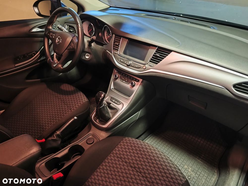 Opel Astra 1.4 T Enjoy - 6