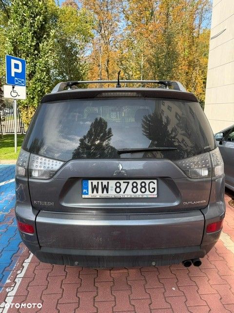 Mitsubishi Outlander 2.0 DID Intense + - 3