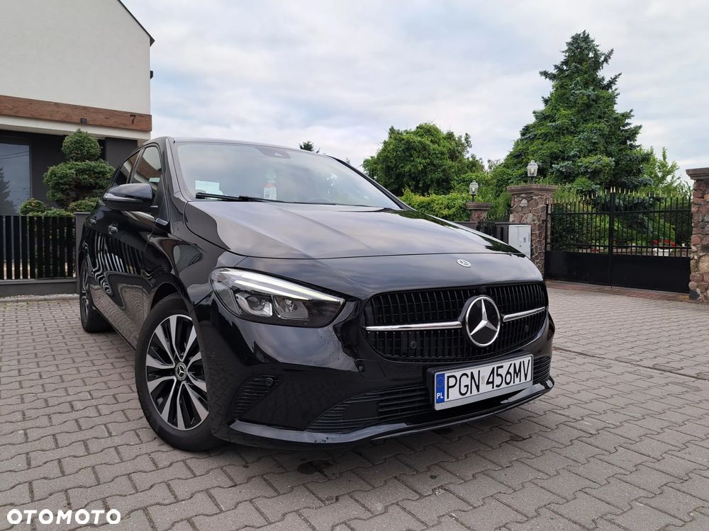 Mercedes-Benz Klasa B 180 d 8G-DCT - 2
