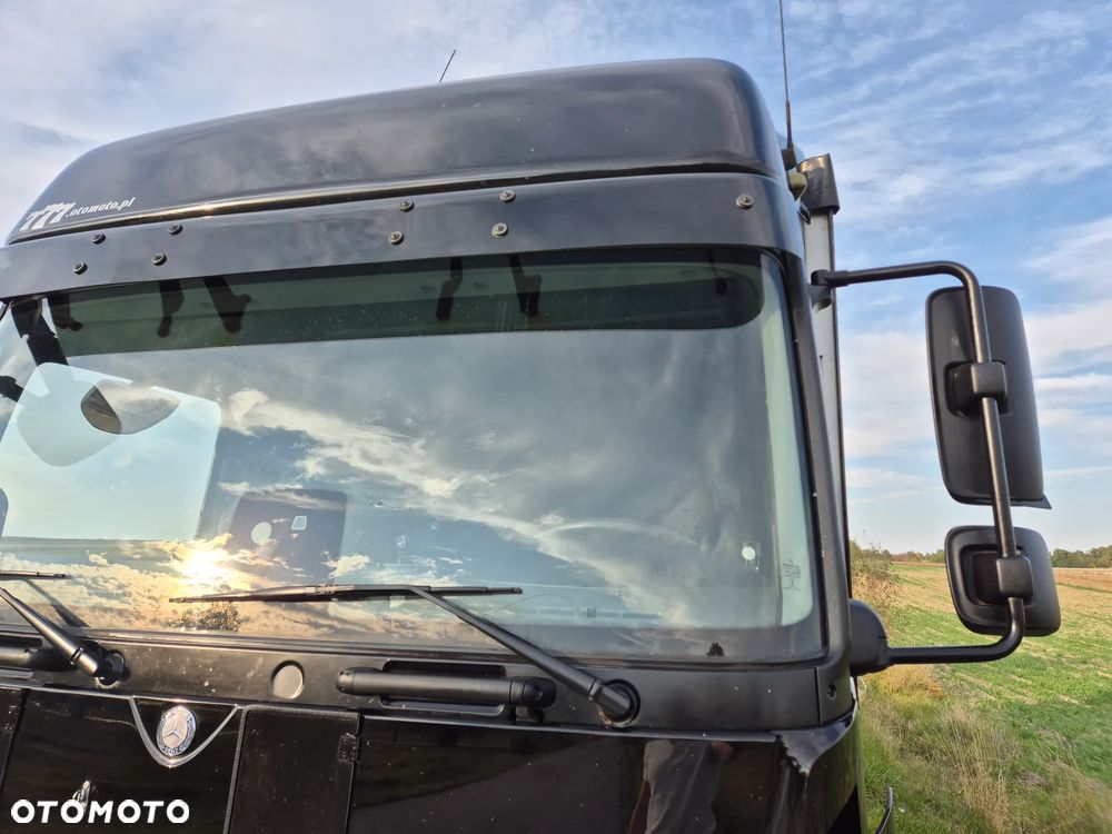 Mercedes-Benz Atego 1527 burto-firana z windą 7.2m SUPER STAN / GLOB / SYPIALNY / z Niemiec - 5