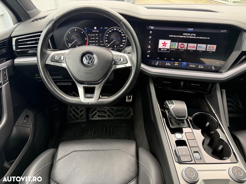 Volkswagen Touareg V6 TDI R-Style - 11