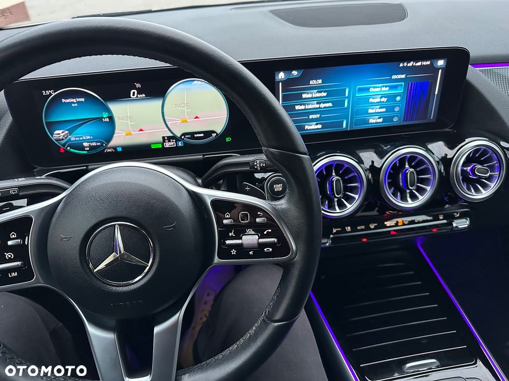 Mercedes-Benz EQA 250 - 37