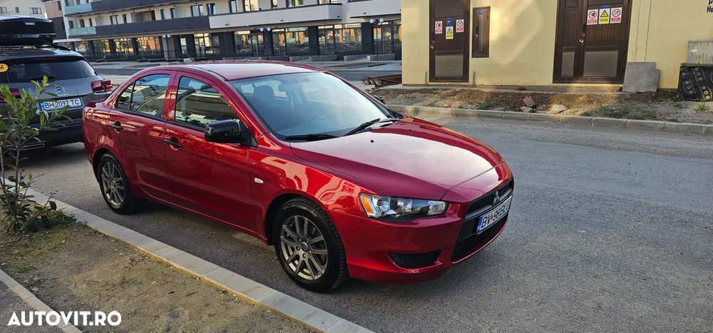 Mitsubishi Lancer 1.6 Inform A01 - 1