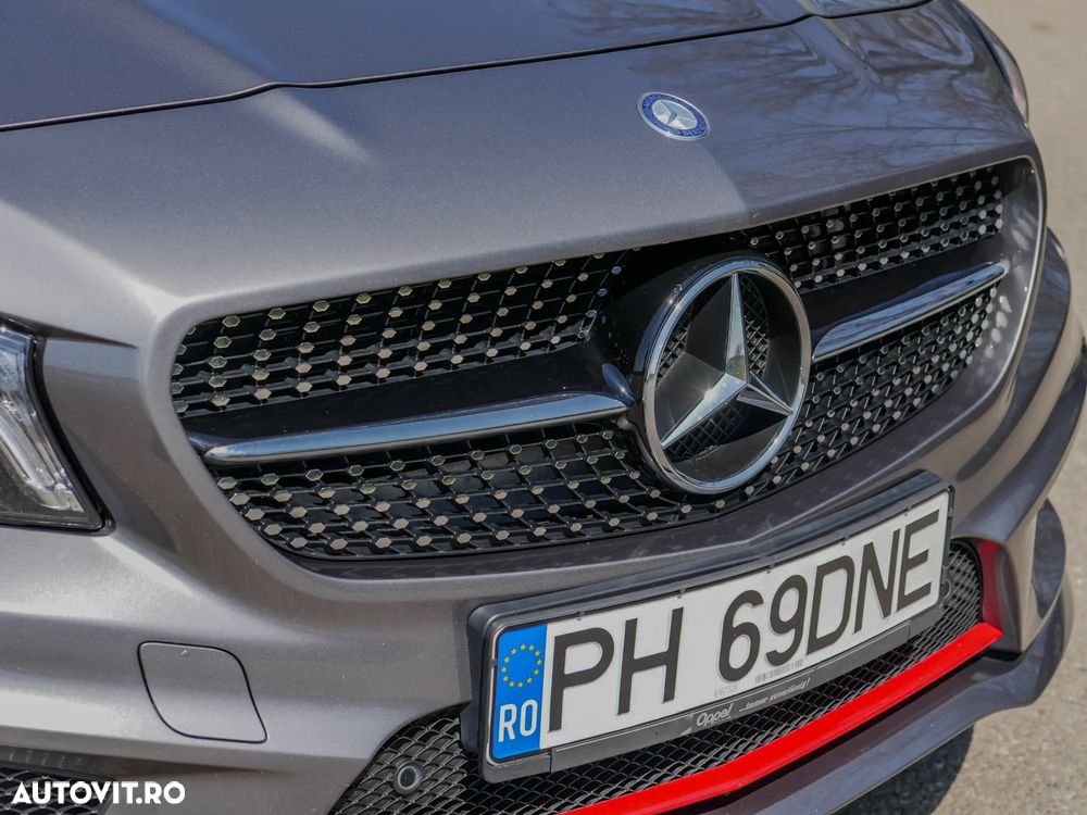 Mercedes-Benz CLA 250 Shooting Brake 4Matic 7G-DCT Sport - 6