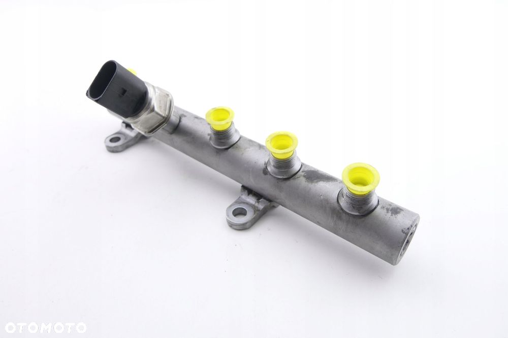 Listwa Wtryskowa Czujnik AUDI A4 B7 3.0 TDI - 3