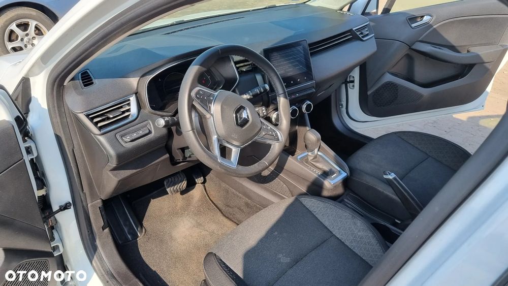 Renault Clio E-TECH 140 INTENS - 28